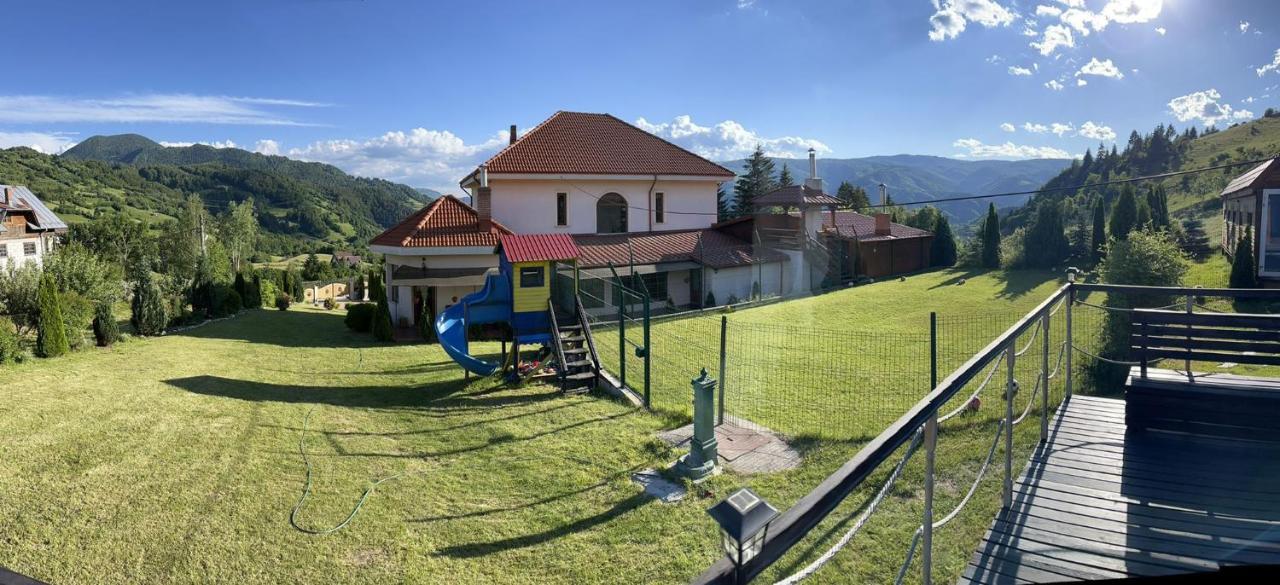 Vila Daria 3 Rucăr Екстериор снимка